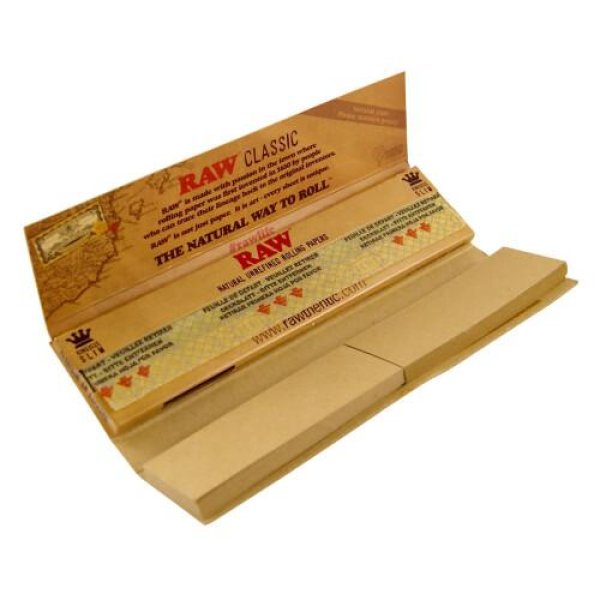 RAW Classic Rolling Papers Connoisseur Kingsize + TIPS